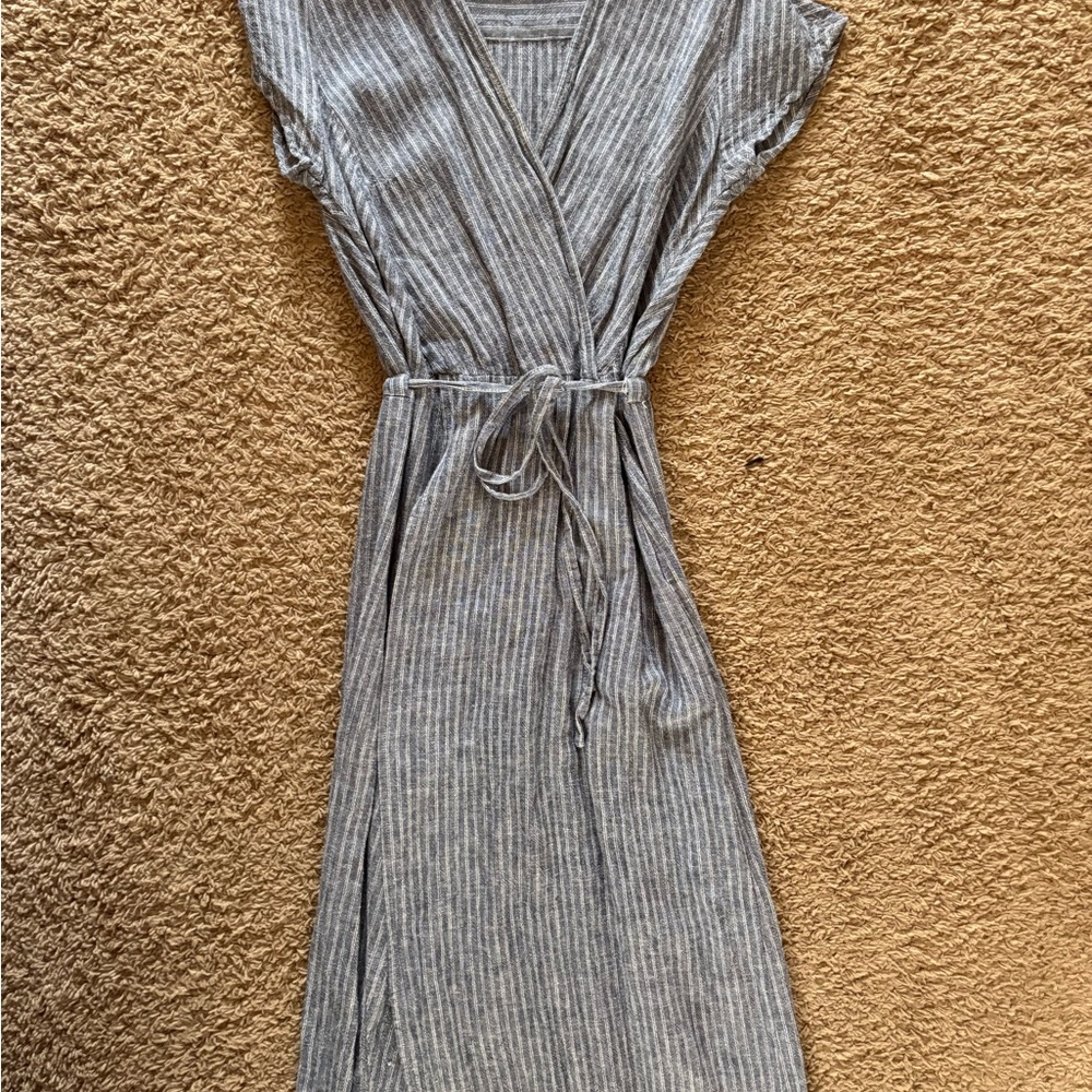 Banana Republic Gray Maxi Dress